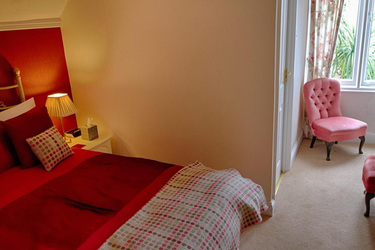 Holcombe House Guest House Llandudno Dış mekan fotoğraf