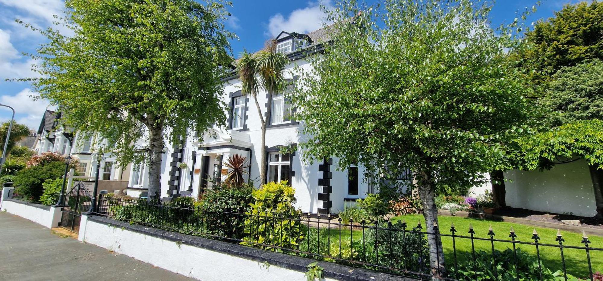 Holcombe House Guest House Llandudno Dış mekan fotoğraf